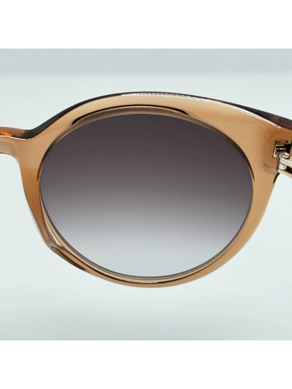 Marc Jacobs lenses have